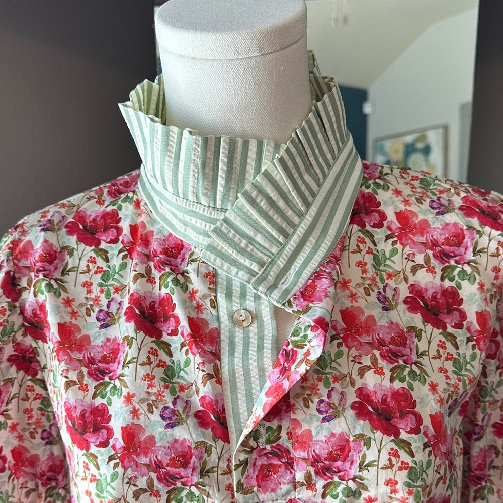entro Floral Pink and Red Collared Blouse - Picture 8 of 12
